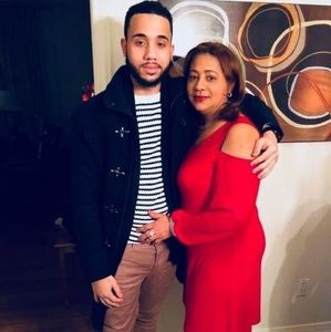 Meet your Posher, Yolanda